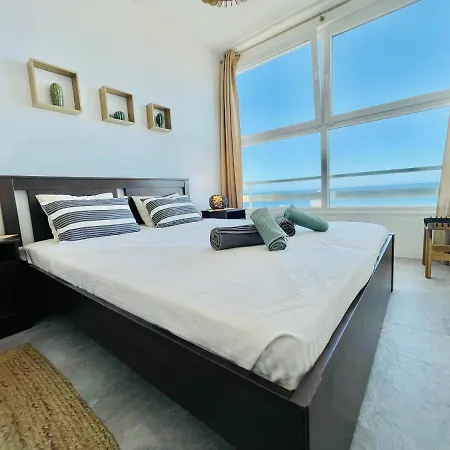 Sublimar - Beachfront - Tv Terrace - Nightlife Apartamento