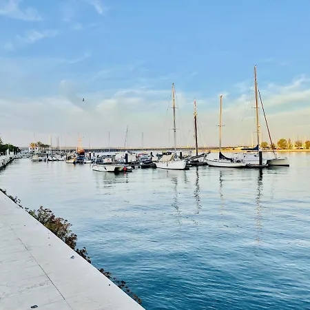 Sublimar - Beachfront - Tv Terrace - Nightlife Apartment Portimao