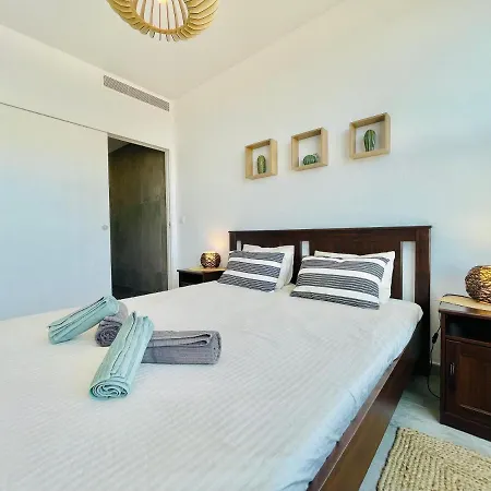 Sublimar - Beachfront - Tv Terrace - Nightlife Apartamento